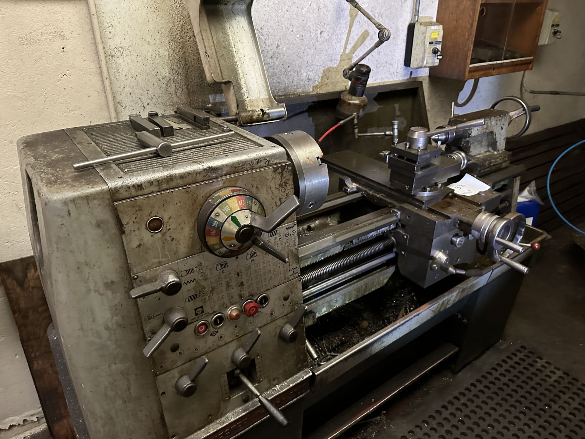 COLCHESTER TRIUMPH LATHE. - Image 2 of 4