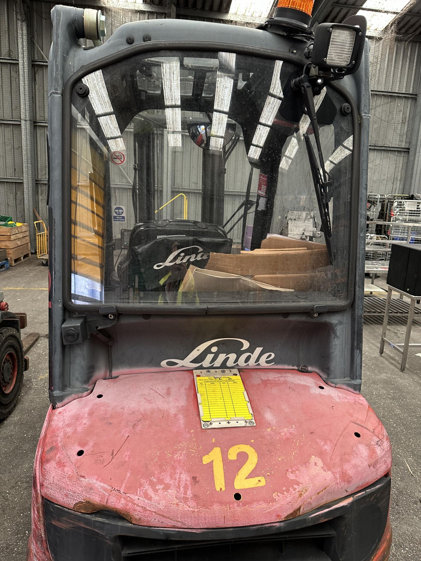 LINDE FORKLIFT. - Image 3 of 4