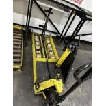 BATTERY CHANGING PALLET TRUCK.