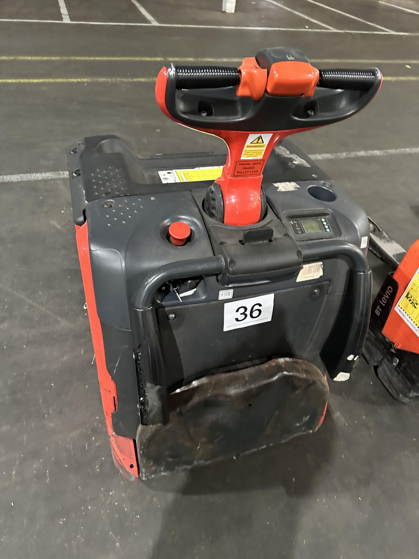 LINDE T20 AP PALLET TRUCK.