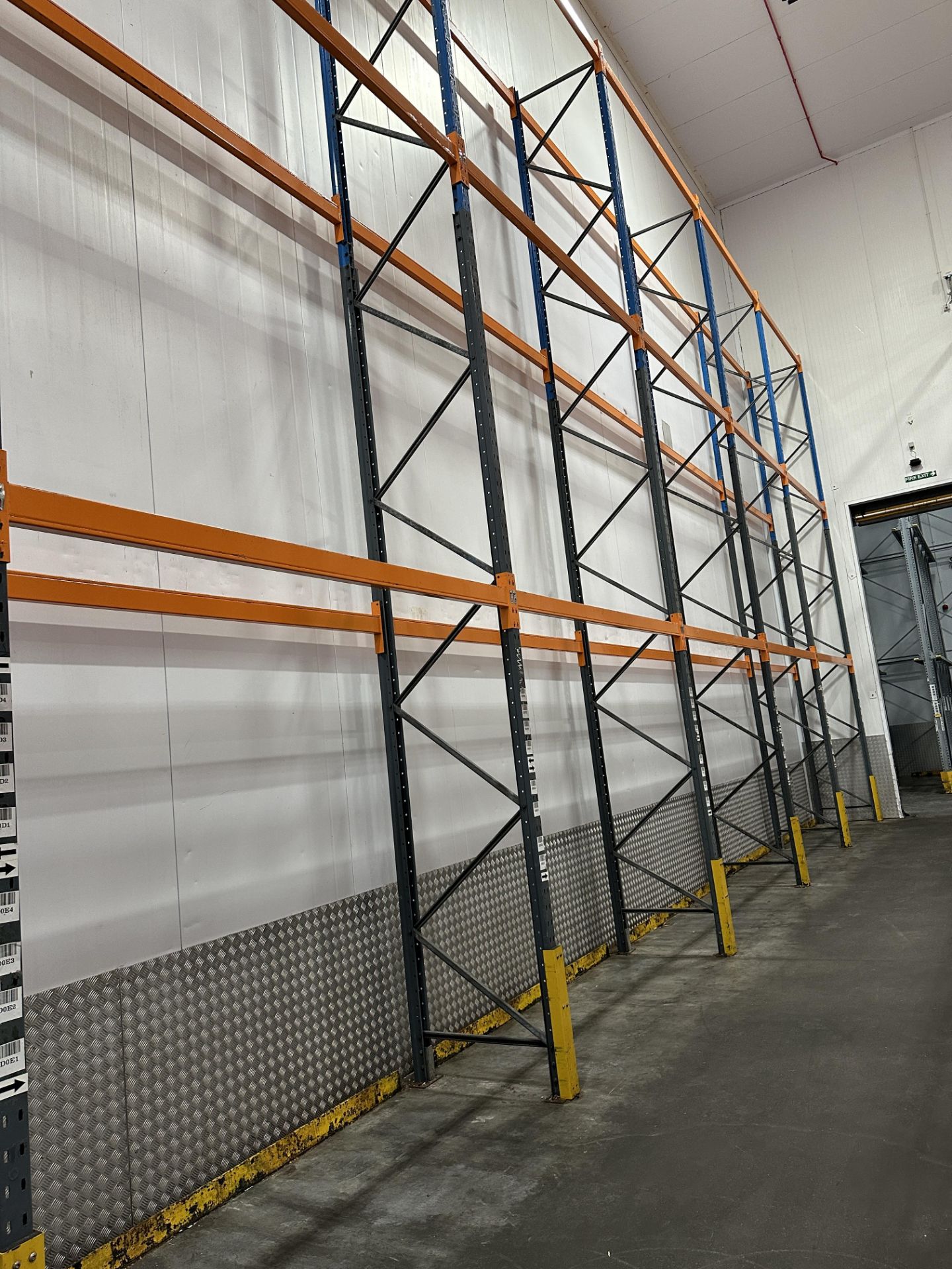 7 ROWS OF PALLET RACKING. - Image 3 of 4