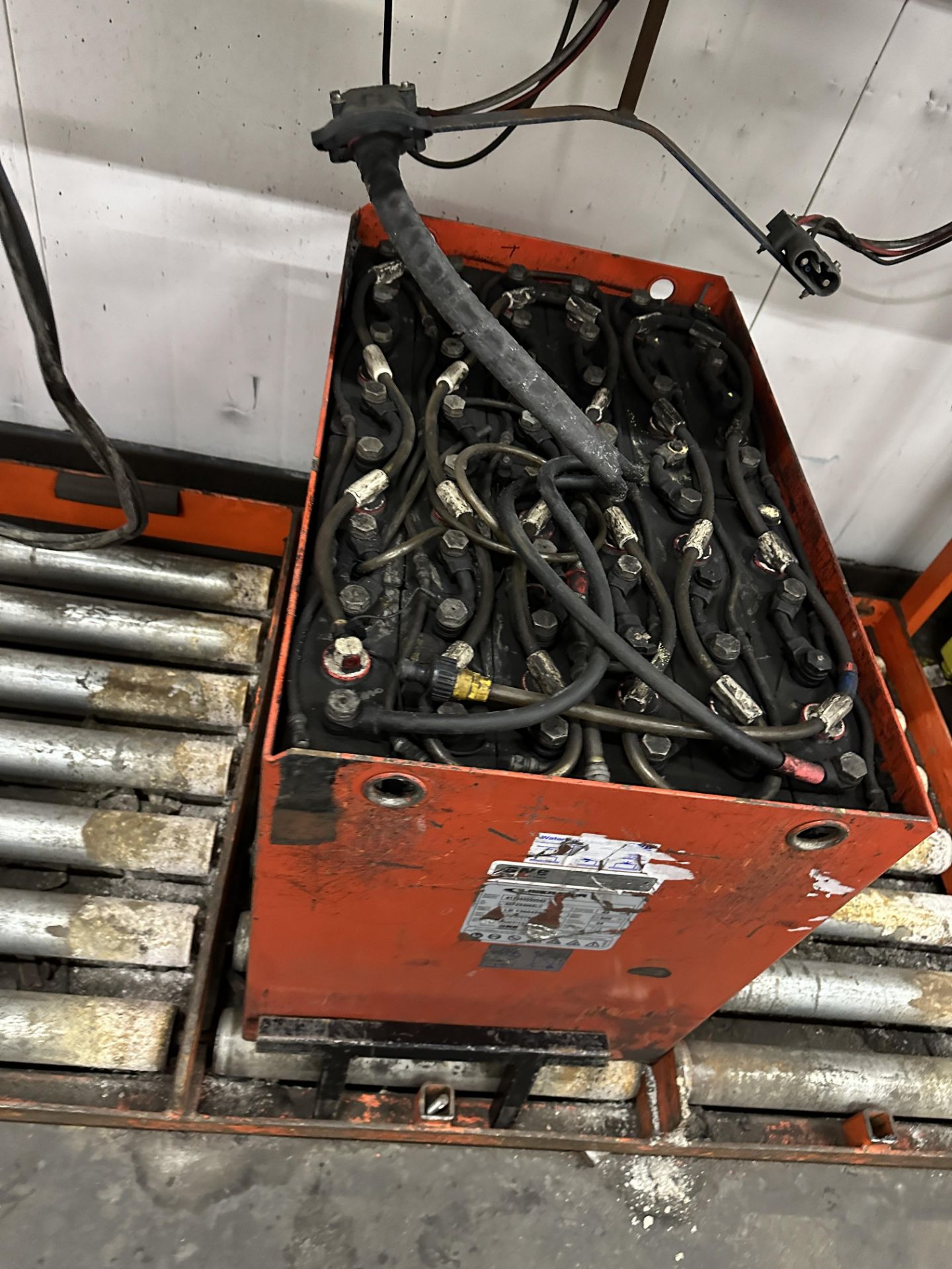 LINDE FORKLIFT BATTERY.