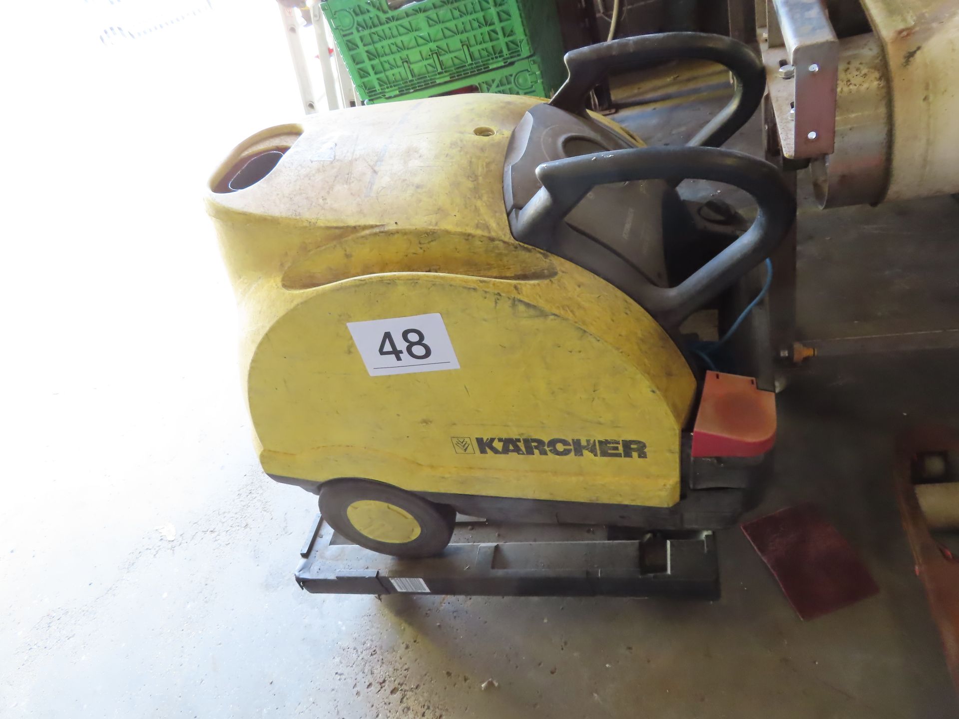 KARCHER STEAM CLEANER.