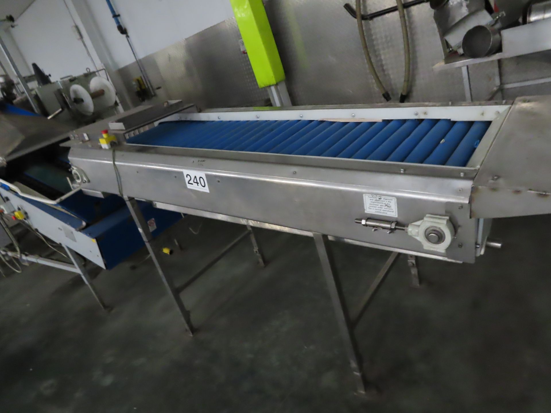 SECTION OF POWER ROLLER CONVEYOR.