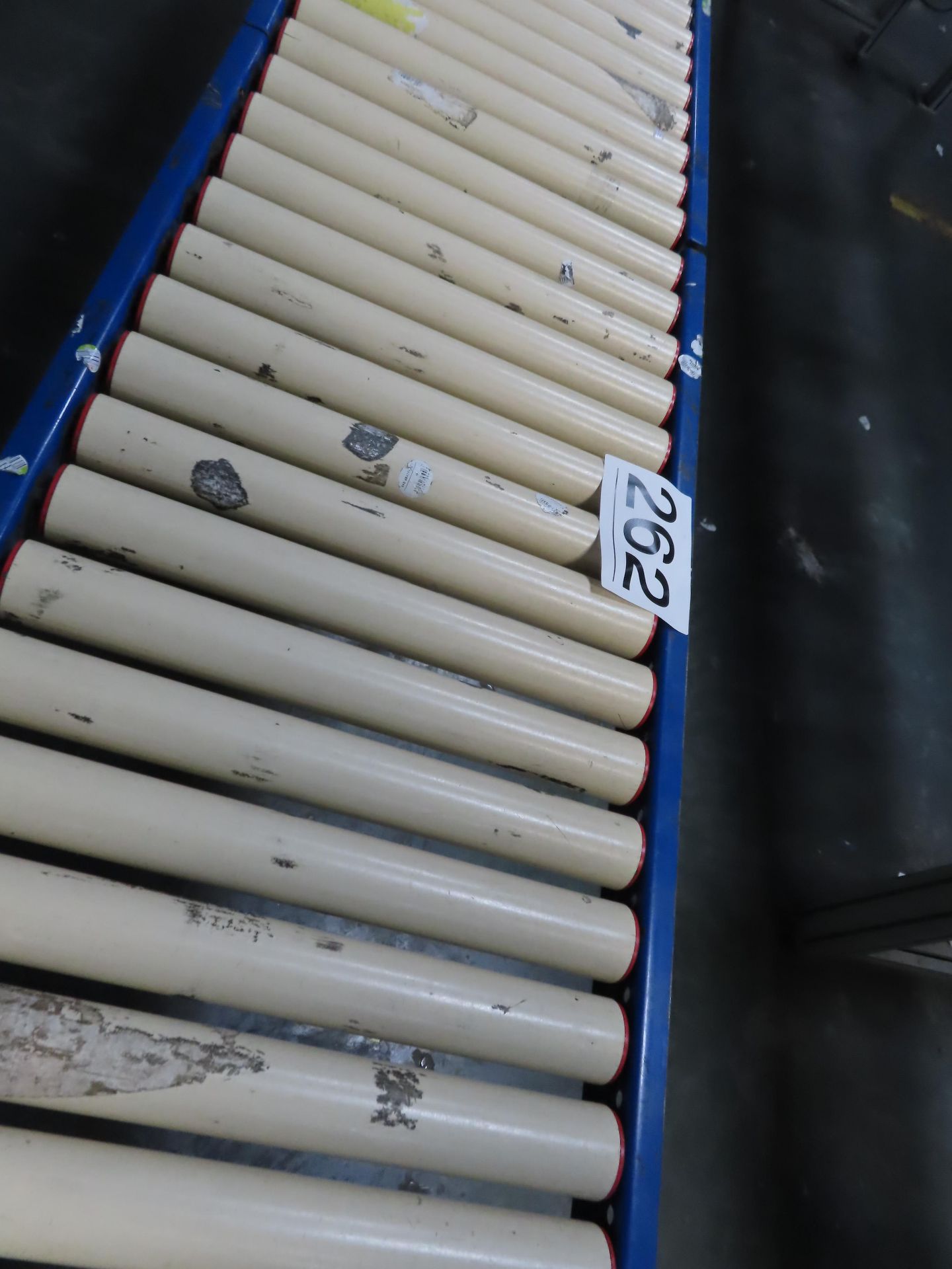 SECTION OF ROLLER CONVEYOR. - Image 2 of 2