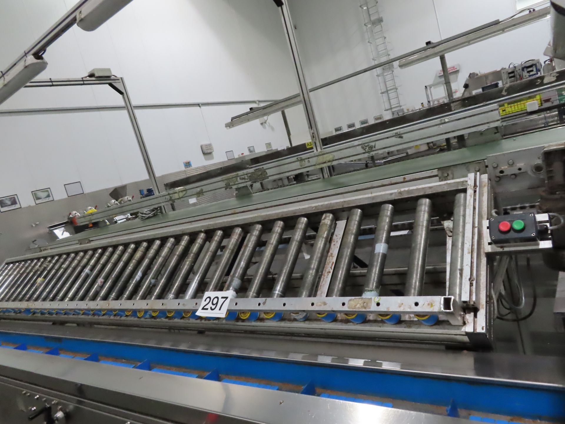 DEBOXING PACKING CONVEYOR. - Image 2 of 3