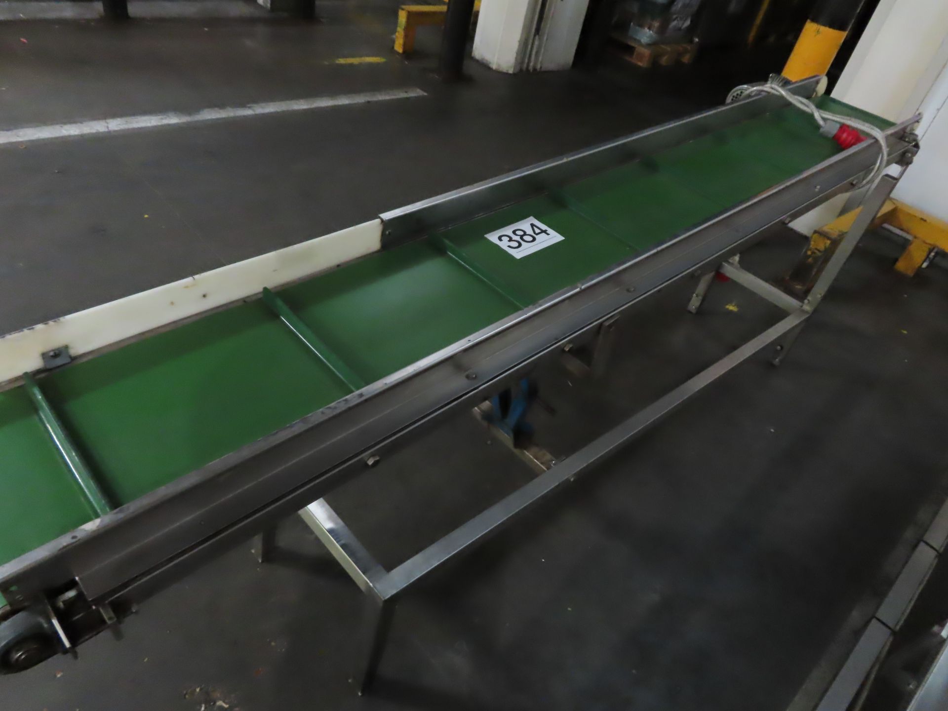 FLIGHTED BELT CONVEYOR.