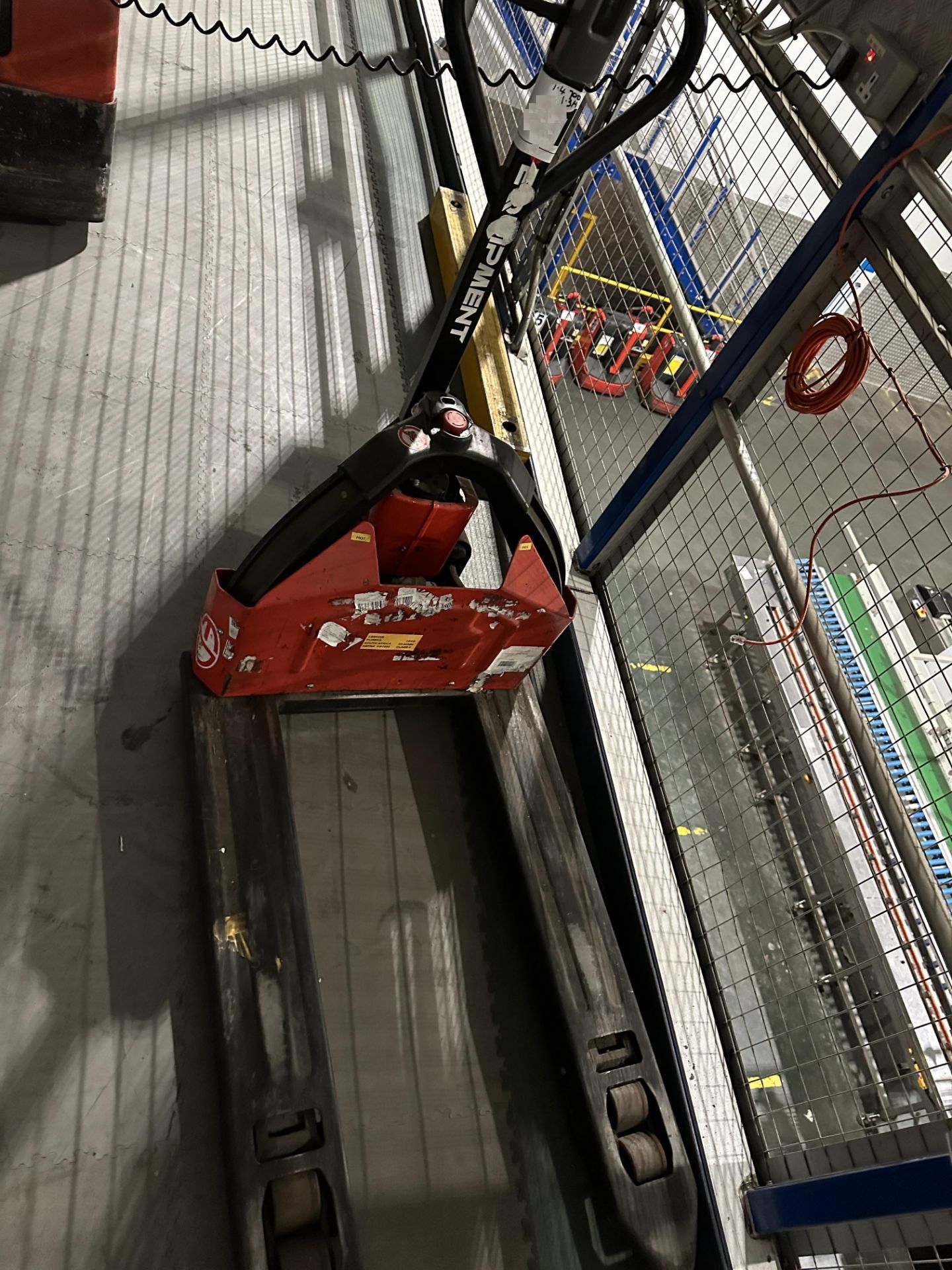 TOYOTA LIGHTWEIGHT ELECTRIC PALLET TRUCK