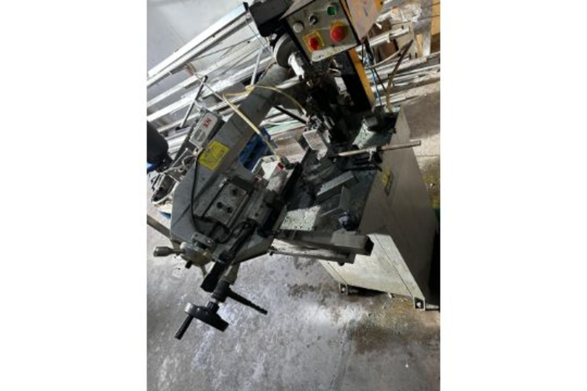 BAND SAW. - Image 2 of 4