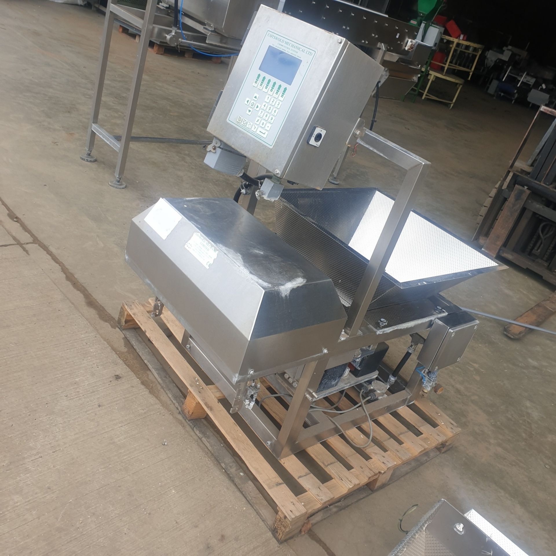 COTSWOLD ENGINEERING S/S LINEAR WEIGHER.