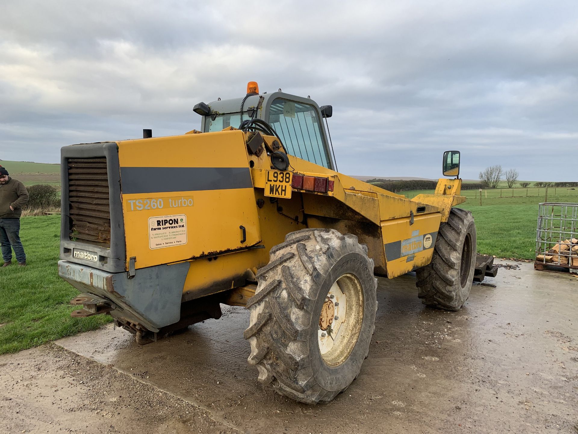 NO VAT 1993 Matbro TS260 telehandler, L938 WKH, 4900 hours, 460/70R24 (80%) tyres, with pallet tines - Image 6 of 8