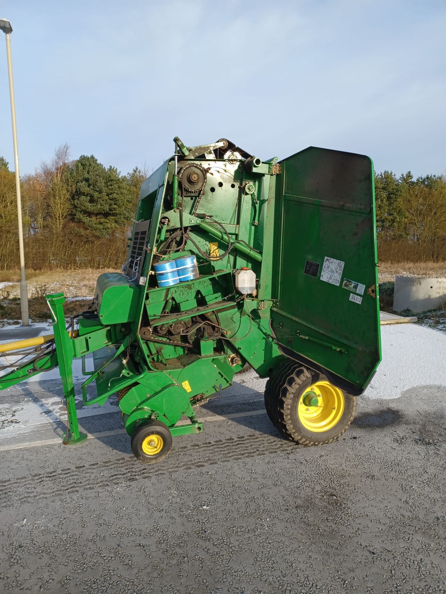 John Deere 582 round baler, 2m RotoFlow. - Image 11 of 12