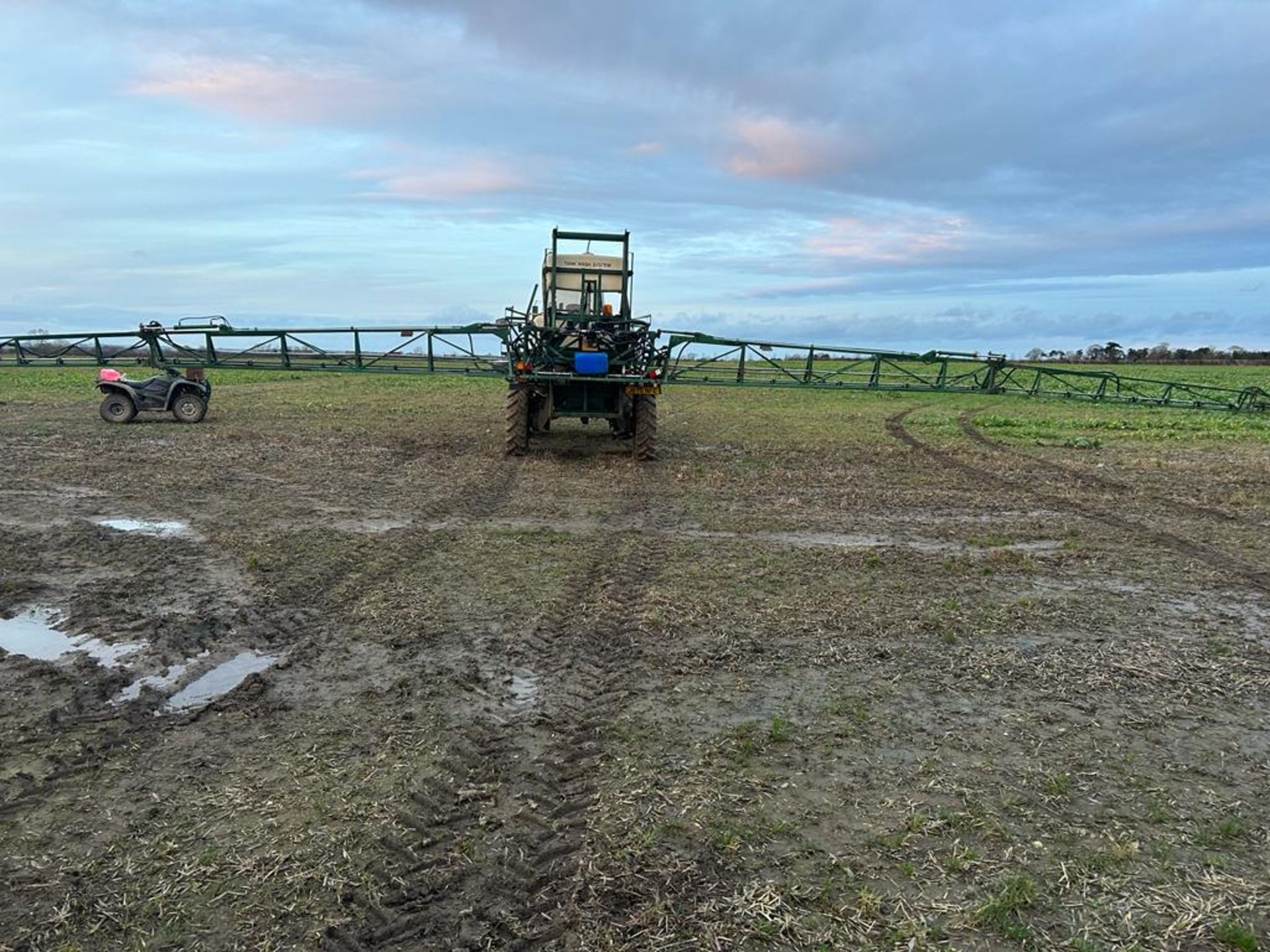 Housham IMP 3000 self propelled sprayer, J876 NFC, 24m, 12 months test, recent new pump, 12.4R32 - Image 3 of 7