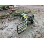 McHale bale grab, Sanderson/Claas brackets