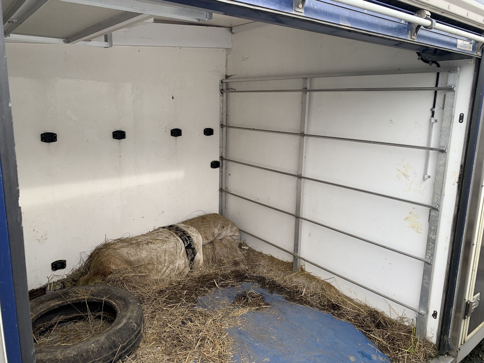 Fridge/freezer wagon bady, 13'10" spares/repair - Image 5 of 7