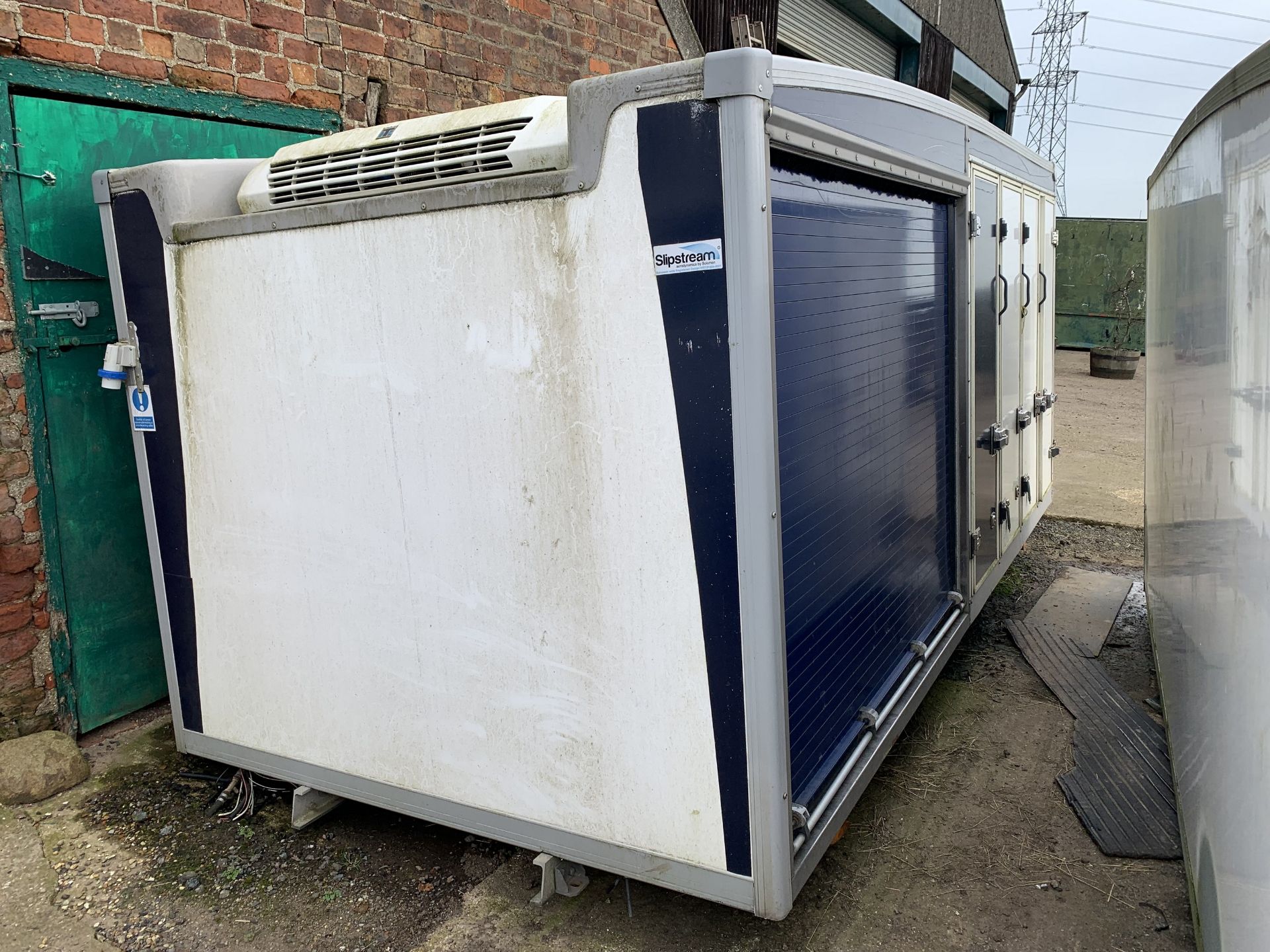 Fridge/freezer wagon bady, 13'10" spares/repair - Image 7 of 7