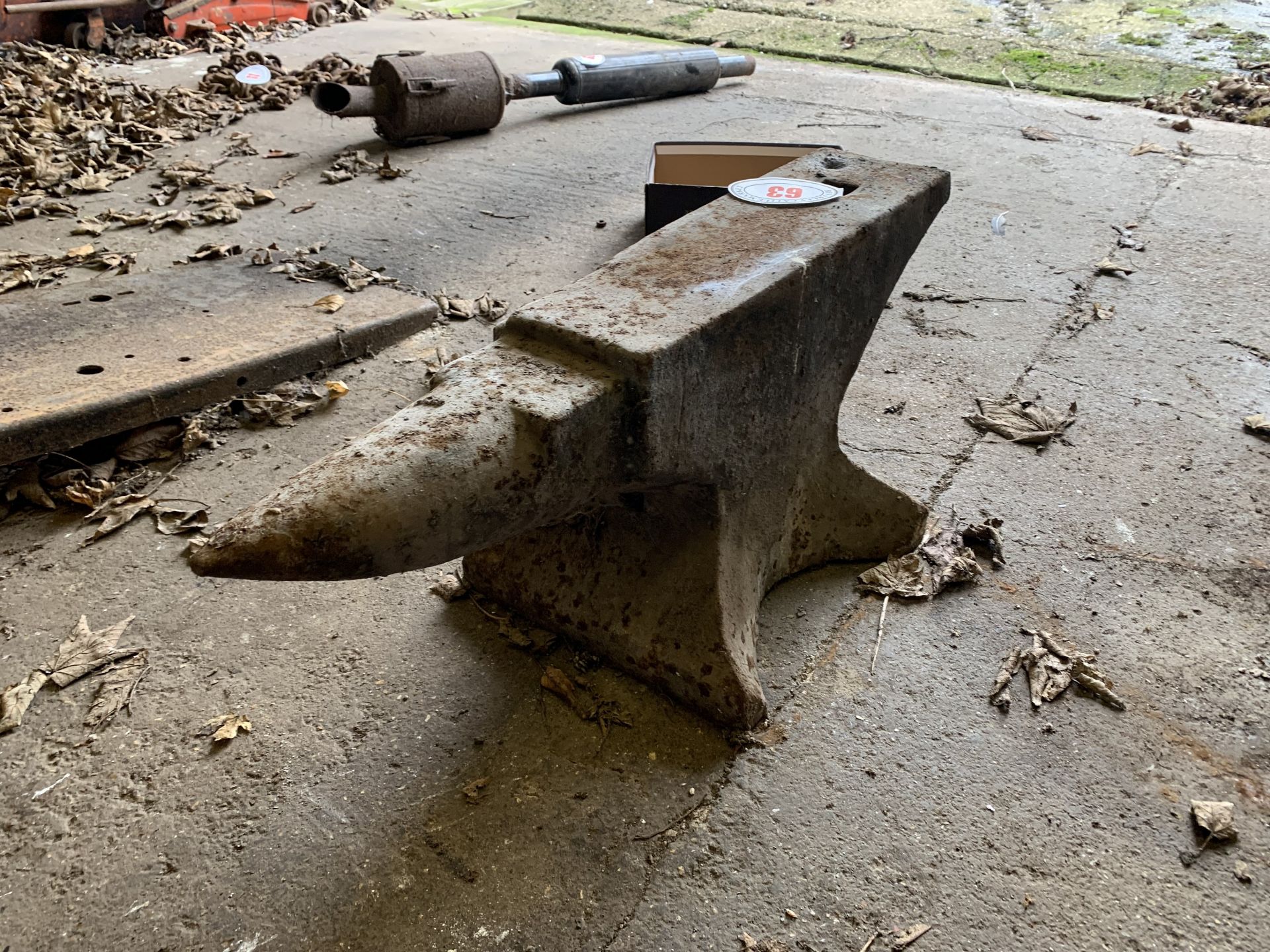 Anvil - Image 2 of 2