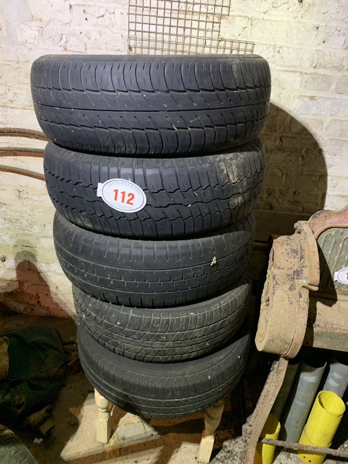 5 tyres 195/65R15
