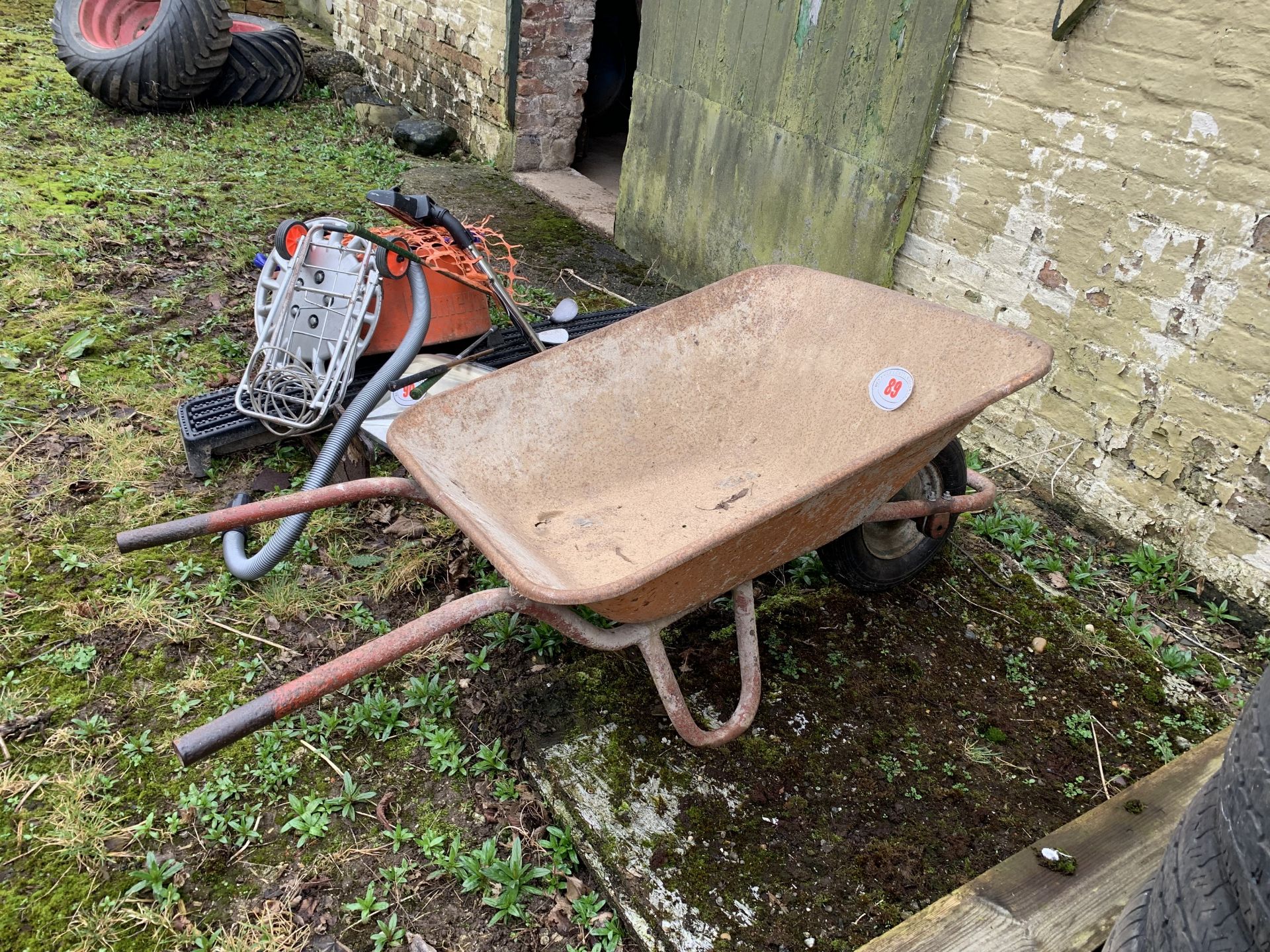 Wheelbarrow