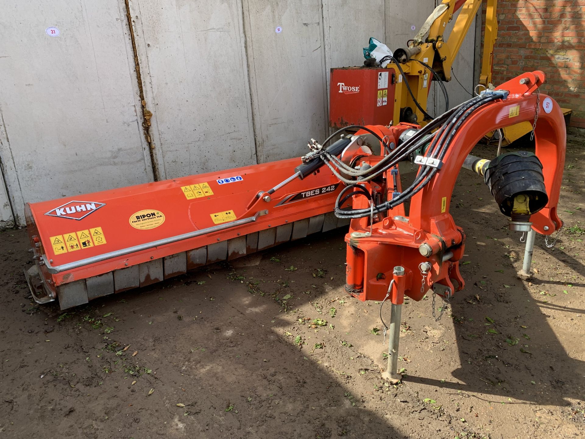 2022 Kuhn TBES 242 bank mower