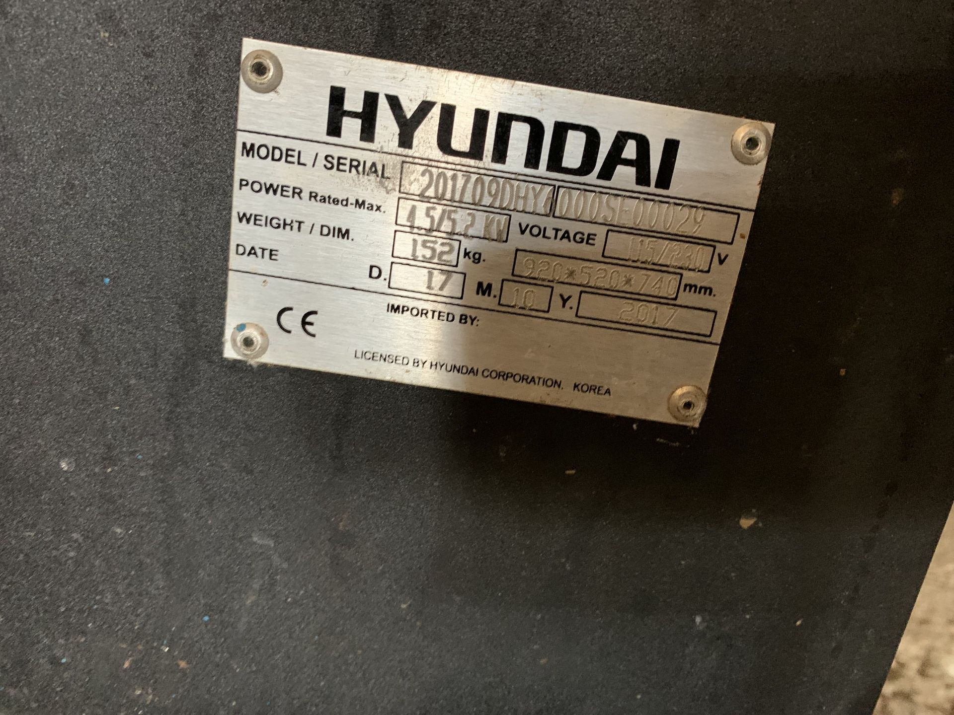 2017 Hyundai DHY6000SE diesel generator - Image 2 of 3