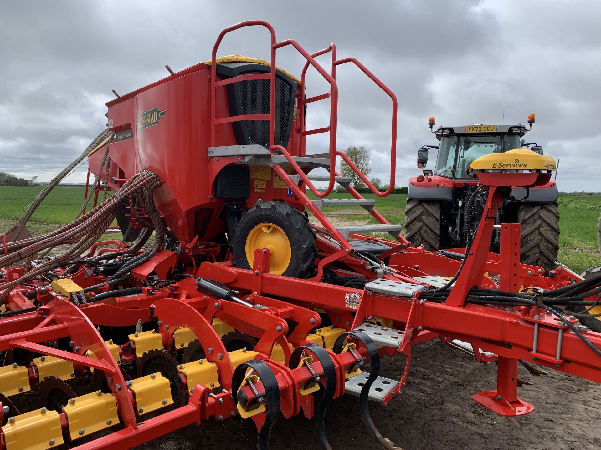 2022 Väderstad Rapid A 600S corn drill with 2023 Väderstad Biodrill 360, comes with iPad operating - Image 12 of 14