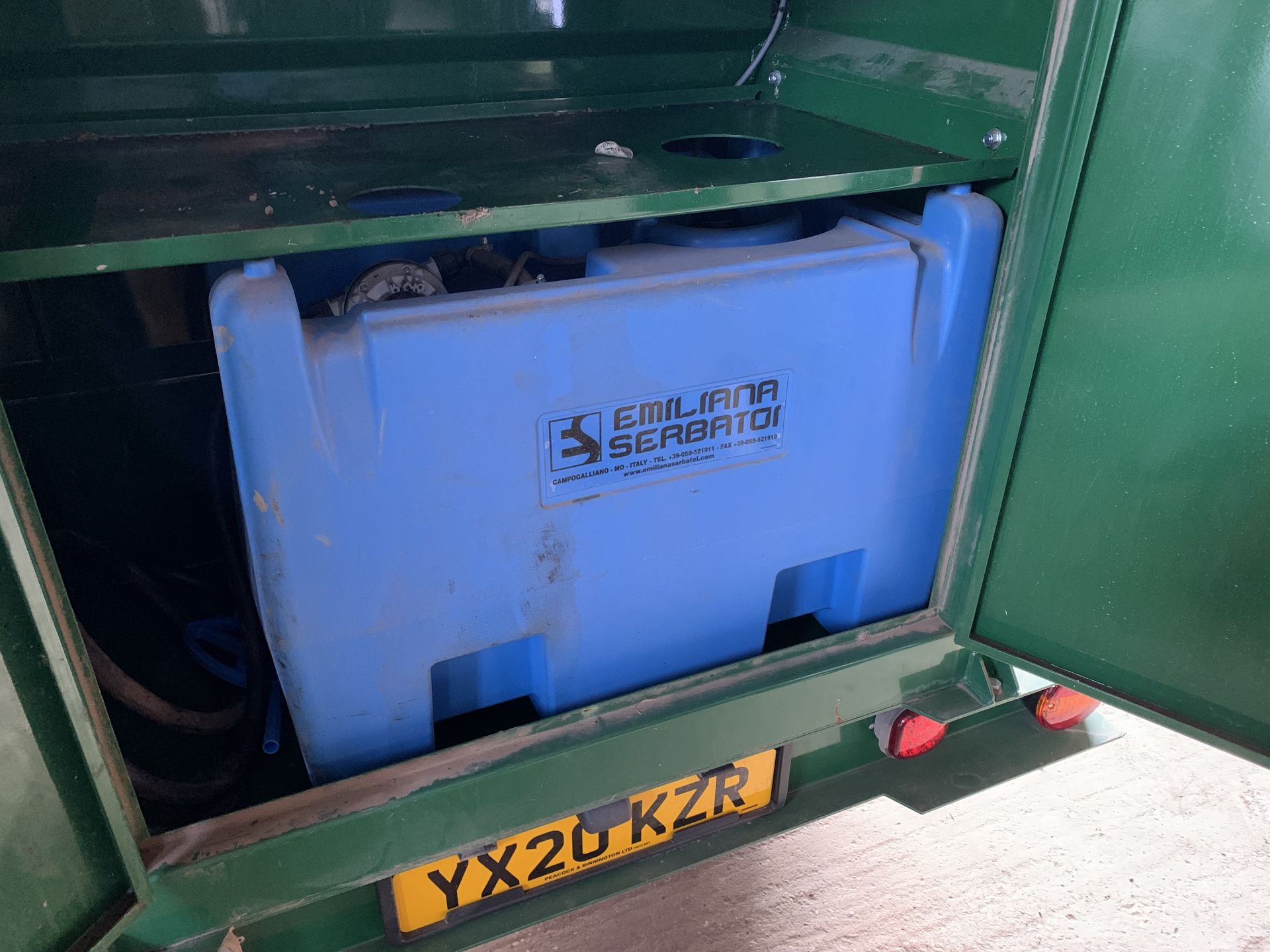 2019 Bailey twin axle 2000l fuel bowser, with Adblue tank - Image 2 of 6