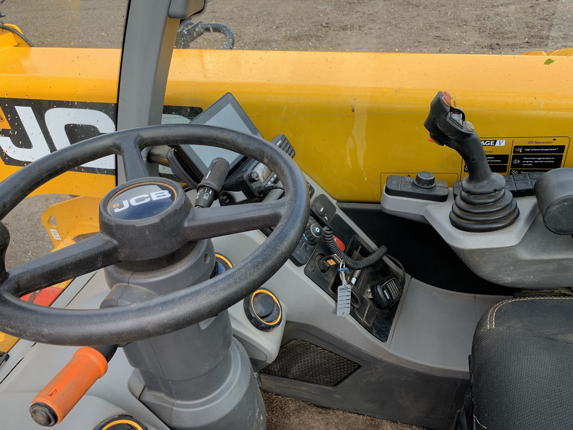 2022 JCB 532-60 telehandler, YX22 VOJ, 760 hours, with pallet tines, pin & cone headstock, pickup - Image 6 of 13