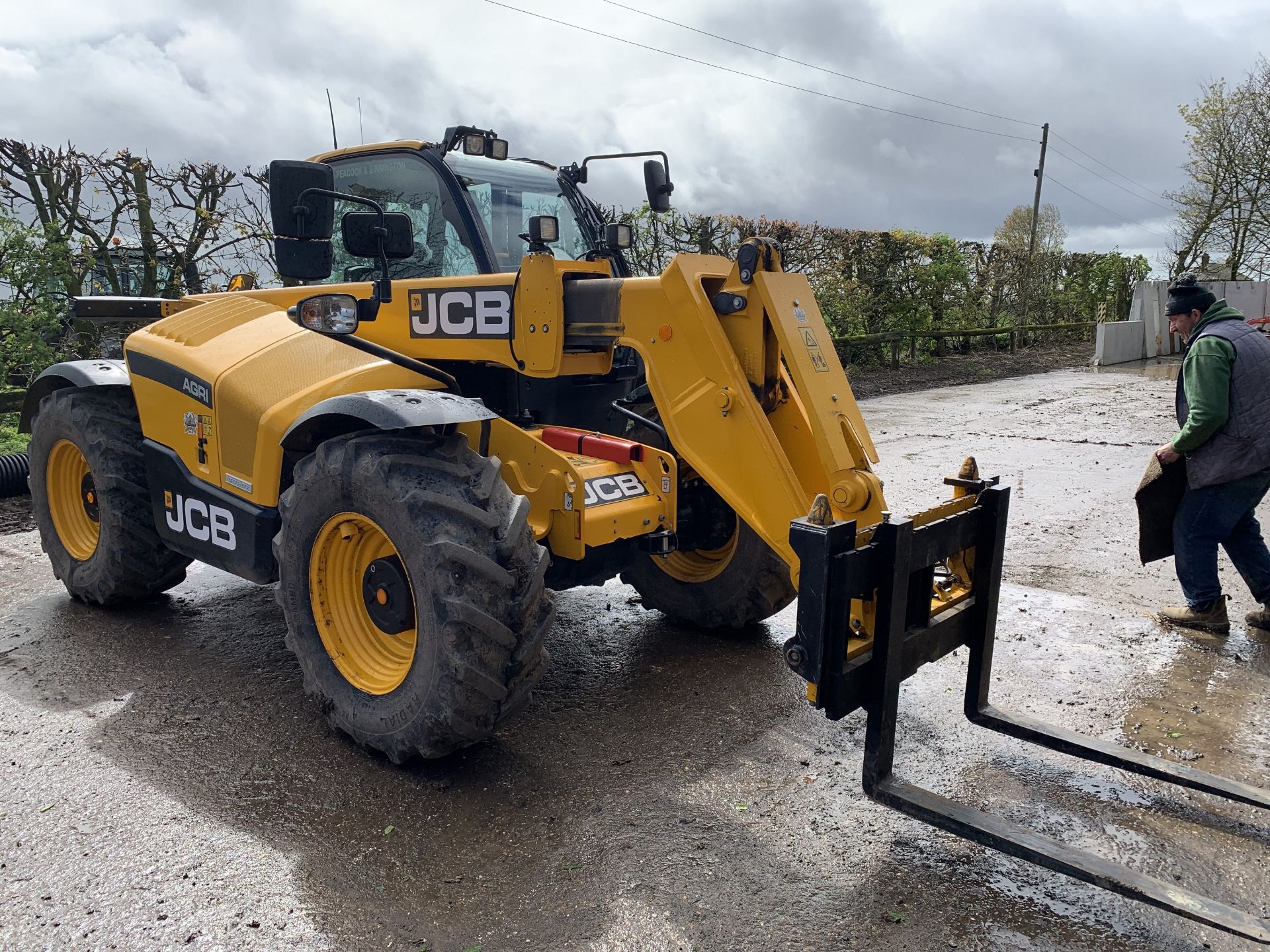2022 JCB 532-60 telehandler, YX22 VOJ, 760 hours, with pallet tines, pin & cone headstock, pickup - Image 10 of 13