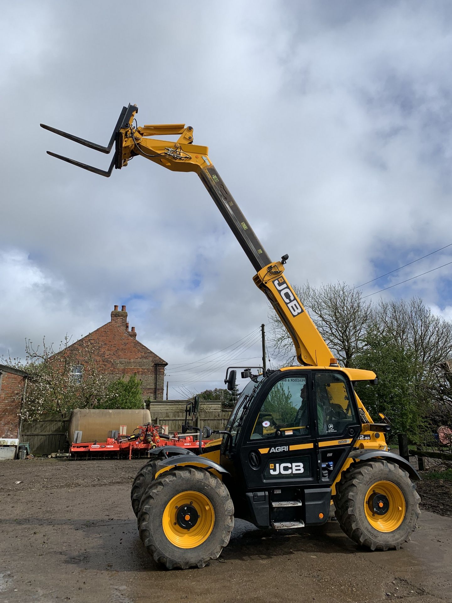 2022 JCB 532-60 telehandler, YX22 VOJ, 760 hours, with pallet tines, pin & cone headstock, pickup - Bild 2 aus 13