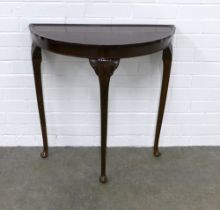 Mahogany demi lune table on cabriole legs, 73 x 74 x 36cm