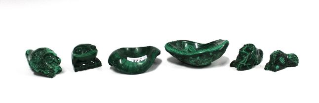 A collection of malachite carvings to include a toad and three lions, etc (6)