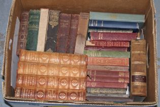 Mixed leather bound books to include Thomson's Lectures on Botany, Harmsworth History of the World