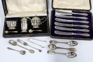 George V silver cruet set, in fitted case, Birmingham 1931 together with a cases set of six silver