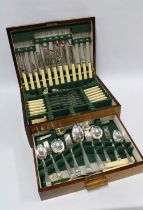 Cutlery canteen with a suite of Epns flatware with composite handles