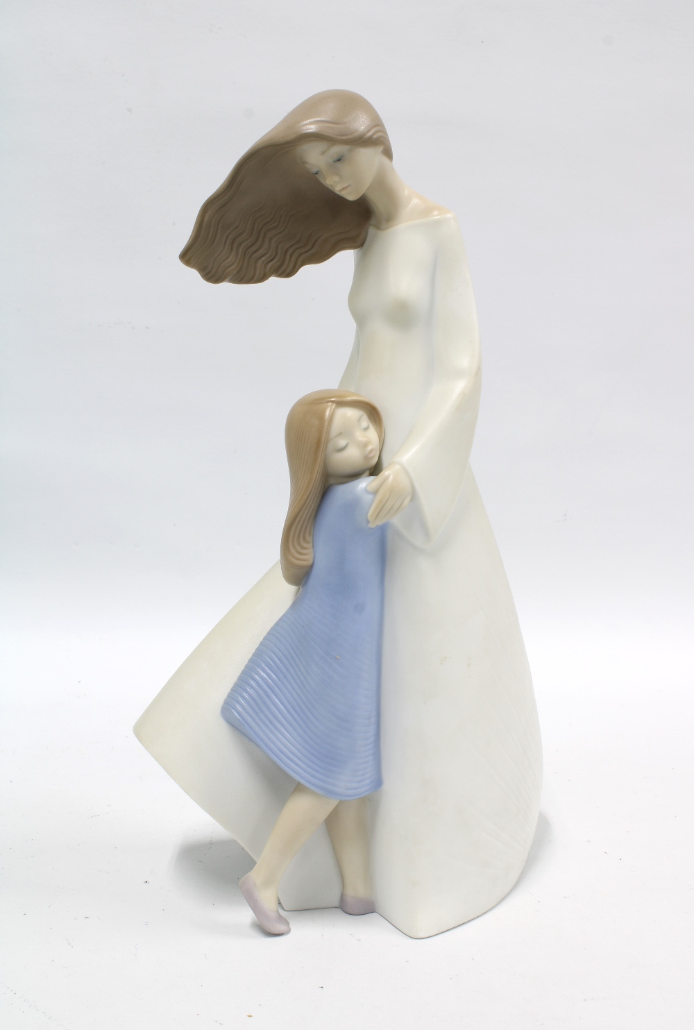 Boxed Lladro figure 'I love you, mom', missing original matching candle 31cm - Bild 2 aus 4