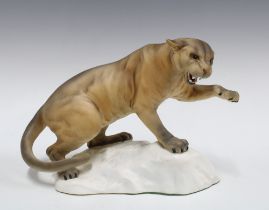 Beswick puma, in a matt glaze, model No. 1702, 21 x 32cm