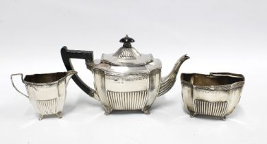 Victorian silver Bachelors three part teaset, London 1886, (3)