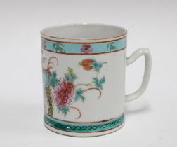 Famille rose tankard with pale blue border and iron red rim, 11cm