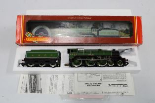 Hornby 'Manchester United' R.053 LNER Class B17 Loco, boxed