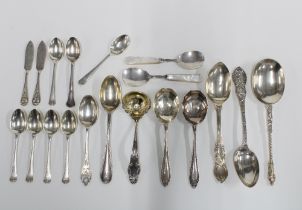 Quantity of silver spoons, butter knives, and other flatwares, etc, with mixed hallmarks (a lot)