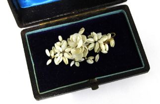 19th century Barbados shell brooch, 6cm