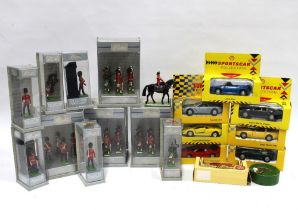 Box containing Britains lead soldiers and a group of boxed sports cars (a lot)