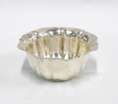 George VI silver sugar bowl , Sheffield 1944, 12cm diameter