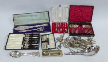 Quantity of cased Epns flatwares, an Inuit stylised spoon, fish servers in a fitted case, loose