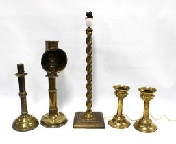 Brass barley twist table lamp, 49cm, together with four brass candlesticks (5)