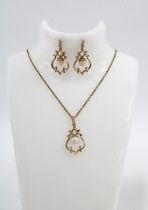 9ct gold Nitto pearls earrings and matching pendant necklace