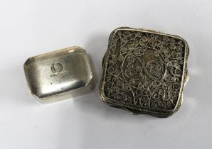 George III silver nutmeg grater by Thomas Wilmore, Birmingham 1801, 3.5cm together with a