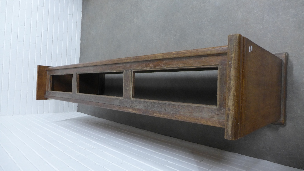 WITHDRAWN Late 19th / early 20th century oak radiator cover, six panels (two with a cut out), 222 - Image 3 of 3