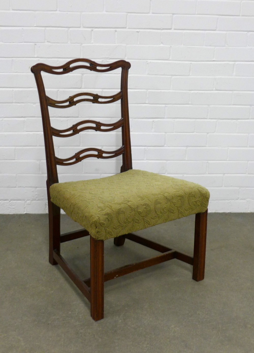 19th century mahogany ladderback side chair, 55 x 87 x 48cm.